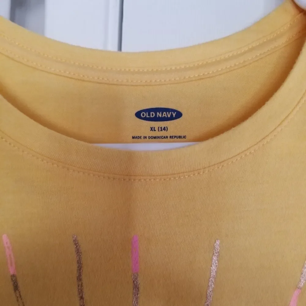 Old Navy Short Sleeve - Picture 5 of 5